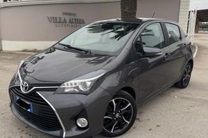 TOYOTA YARIS IPER FULL VERSIONE LOUNGE COME NUOVA