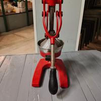 Spremiagrumi in Ferro