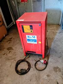 Carica batterie per muletto