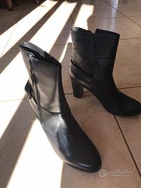 Stivali in pelle neri n. 40