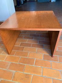 Tavolino  in legno