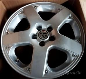 Cerchi in lega 16 pollici VW GOLF IV