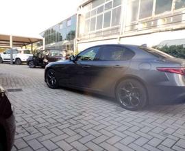 Alfa Romeo Giulia Q4 210 CV VELOCE