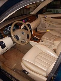 Jaguar berlina