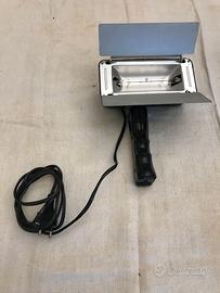 Lampada alogena per fotografia.