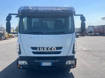 Iveco Eurocargo 120 Telonato e sponda idraulica