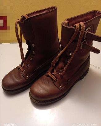 STIVALI - SCARPONI da montagna in cuoio Anni 70