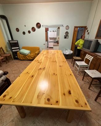 Tavolo in legno di pino  fatto a mano 3 metri X 1
