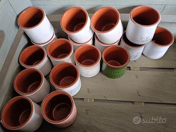 piccoli vasetti di ceramica 