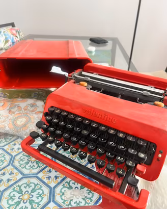 Olivetti - Valentine -  (Vintage)