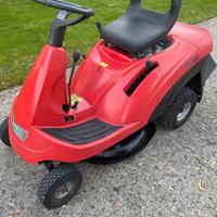 Trattorino tagliaerba