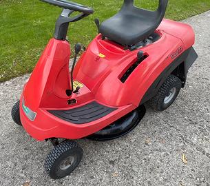 Trattorino tagliaerba