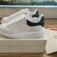 Sneakers oversize Alexander McQueen, taglia 44