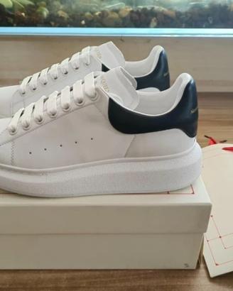 Sneakers oversize Alexander McQueen, taglia 44
