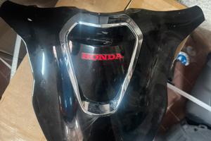 Scudo anteriore honda sh 125 sport 2022 originale