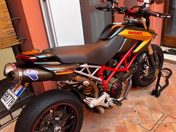 Ducati hypermotard 1100s