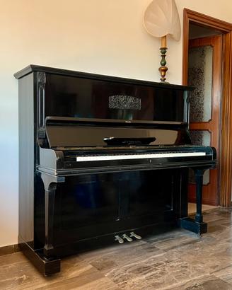 Pianoforte verticale