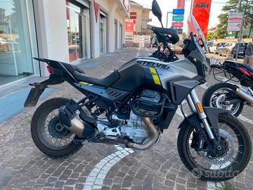 Moto Guzzi Stelvio - 2024