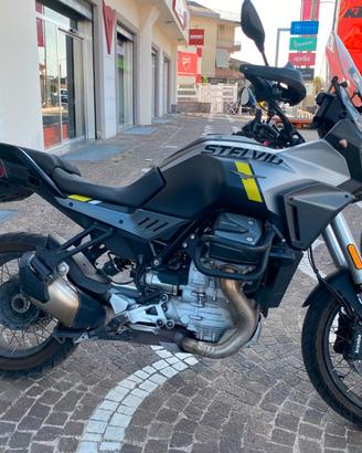 Moto Guzzi Stelvio - 2024