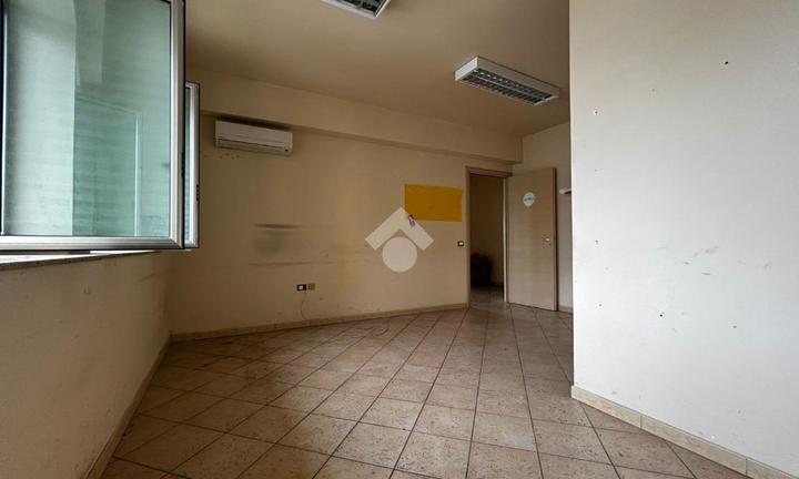 3 LOCALI A CORIGLIANO-ROSSANO