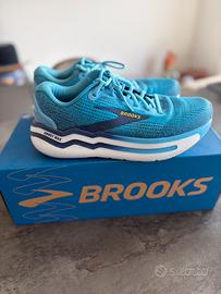 Brooks ghost max 2