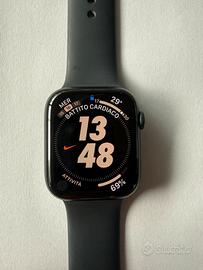 Apple Watch Serie 8 - 45 mm GPS + CELLULAR