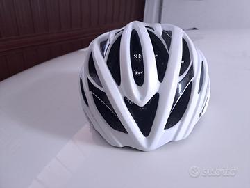 casco per bicicletta 