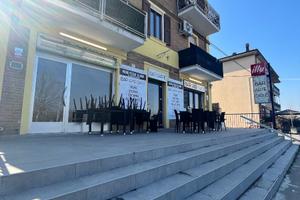 Bar con sala pranzo e terrazzo