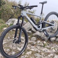 Specialized Enduro Comp taglia S4 carbon