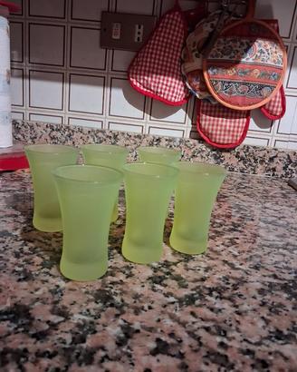 Set di bicchierini.