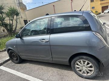 lancia y 2008 1.2 benzina