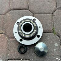 Mozzo ruota posteriore con cuscinetto opel corsa D