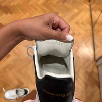 Alexander McQueen Sneakers Usate pochissimo