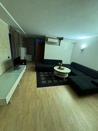 Divano taverna + tavoli e mobili porta tv