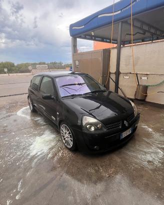 clio rs 2.0