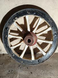 ruota caretto in legno