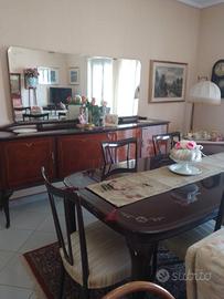 Salotto d' antiquariato