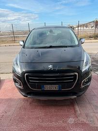 PEUGEOT 3008 1.6 HDi 115CV Allure