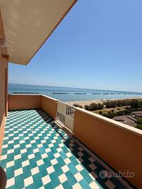Appartamento fronte mare