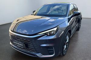 Lexus LBX Elegant 2WD