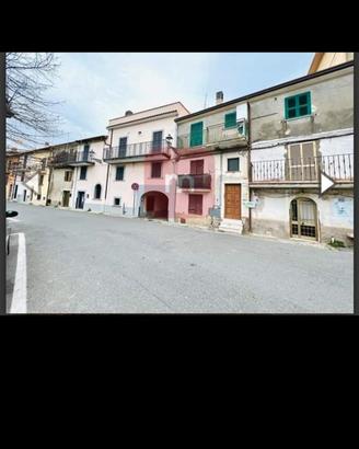 APPARTAMENTO A POCHI KM DA ROMA