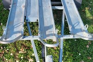 Rimorchio portamoto Frenato Ammortizzato