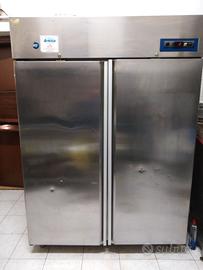 Frigorifero in acciaio