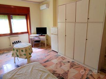 Stanze donne/femminili comfort, anche pochi mesi