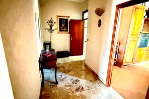 Tolentino appartamento 128 mq garage e balconi