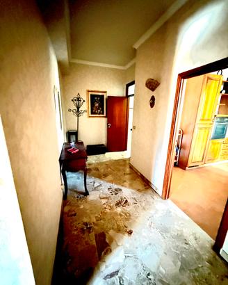 Tolentino appartamento 128 mq garage e balconi