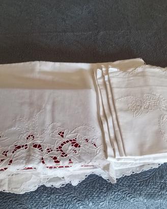 letto misto lino ricamato a mano con 4 federe 