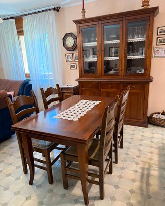 Credenza tavolo e sedie arte povera