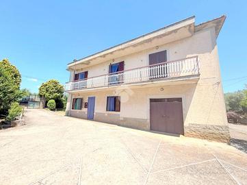 VILLA SINGOLA A VELLETRI