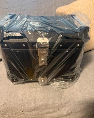 Set portapacchi + bauletto alluminio 45 lt Tenere